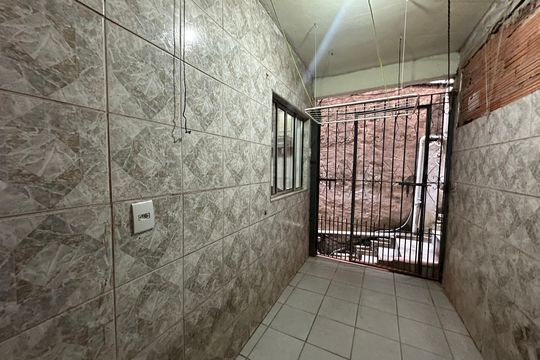 Quintal de casa para alugar com 2 quartos, 65m² em Parque Imperial, Barueri