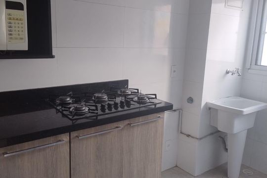 Cozinha de apartamento à venda com 2 quartos, 54m² em Jardim do Líbano, Barueri