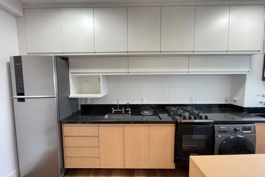 Cozinha de apartamento para alugar com 2 quartos, 62m² em Butantã, São Paulo