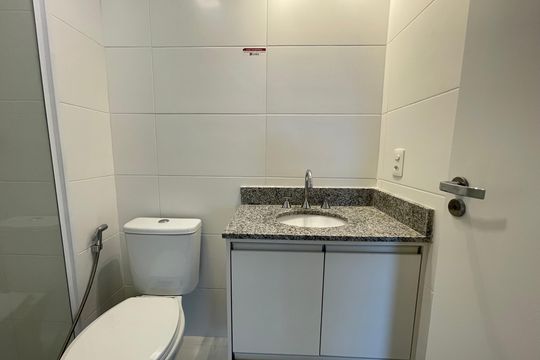Banheiro Social de apartamento para alugar com 2 quartos, 62m² em Butantã, São Paulo
