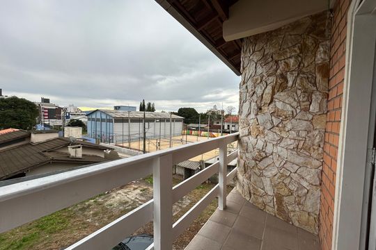 Varanda de casa para alugar com 2 quartos, 110m² em João Paulo, Florianópolis