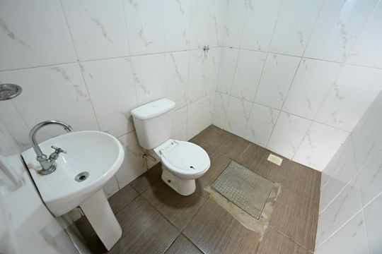 Casa para alugar com 3 quartos, 300m² em Jardim Petropolis, Goiânia
