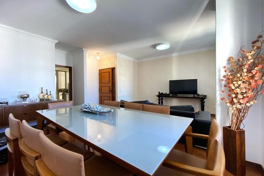 Apartamento à venda com 3 quartos, 151m² em Santo Agostinho, Belo Horizonte