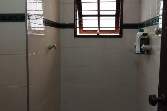 Banheiro de casa à venda com 2 quartos, 125m² em Jardim Ana Maria, Santo André