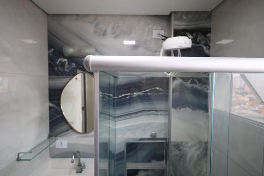 Banheiro de apartamento à venda com 3 quartos, 75m² em Vila Osasco, Osasco
