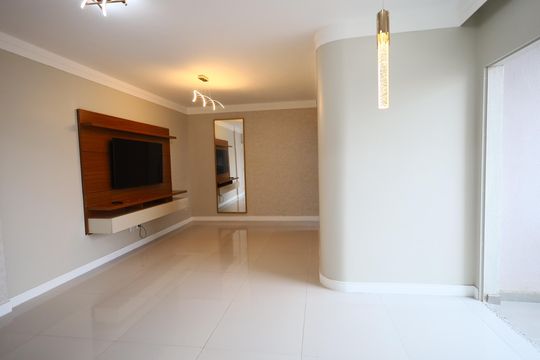Apartamento à venda com 3 quartos, 75m² em Vila Osasco, Osasco