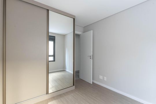 Quarto de apartamento à venda com 2 quartos, 63m² em Lourdes, Belo Horizonte