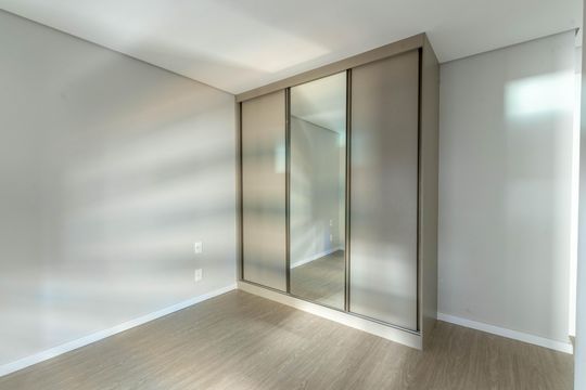 Quarto de apartamento à venda com 2 quartos, 63m² em Lourdes, Belo Horizonte