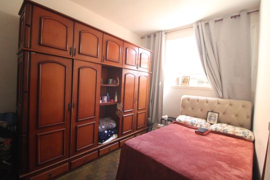 Quarto 2 de casa à venda com 2 quartos, 291m² em Cidade Dutra, São Paulo
