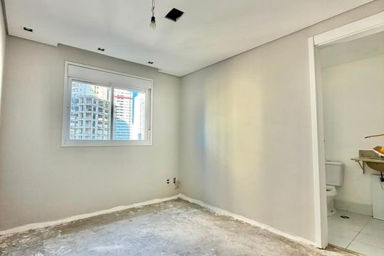 Quarto 1 de apartamento à venda com 2 quartos, 110m² em Mooca, São Paulo