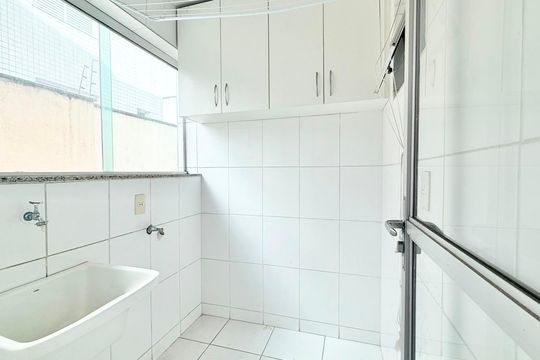 Apartamento à venda com 3 quartos, 98m² em Ipiranga, Belo Horizonte