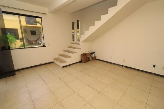 Casa para alugar com 3 quartos, 120m² em Praia do Flamengo, Salvador