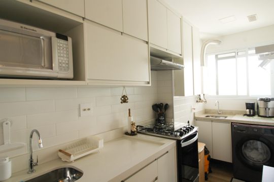 Cozinha de apartamento à venda com 2 quartos, 58m² em Limão, São Paulo