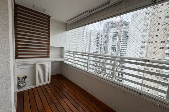 Sacada de apartamento à venda com 2 quartos, 67m² em Industrial Autonomistas, Osasco