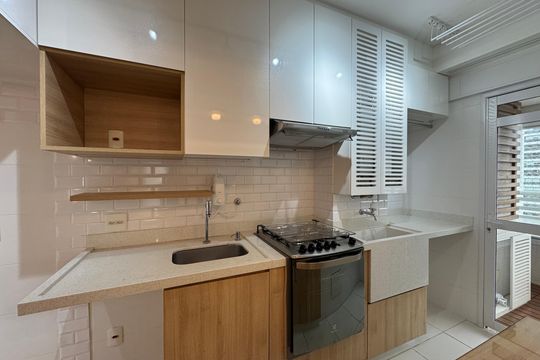 Cozinha de apartamento à venda com 2 quartos, 67m² em Industrial Autonomistas, Osasco