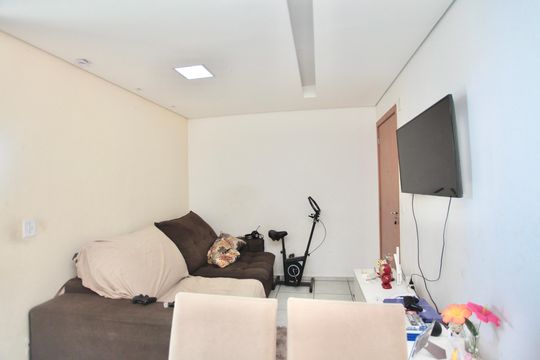 Sala de apartamento para alugar com 2 quartos, 44m² em Tropical, Contagem