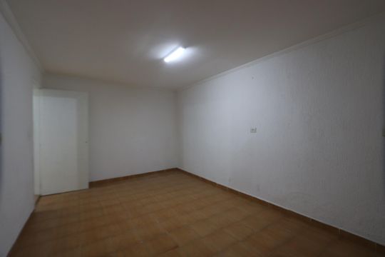Quarto 1 de casa para alugar com 2 quartos, 120m² em Jardim Guairaca, São Paulo