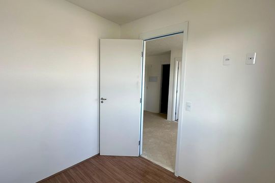 Quarto de apartamento à venda com 2 quartos, 32m² em Parque Pan Americano, São Paulo