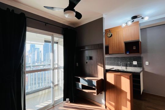 Apartamento à venda com 1 quarto, 35m² em Cambuí, Campinas