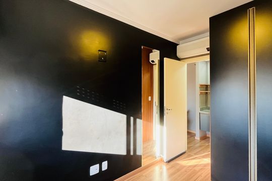 Apartamento à venda com 1 quarto, 35m² em Cambuí, Campinas