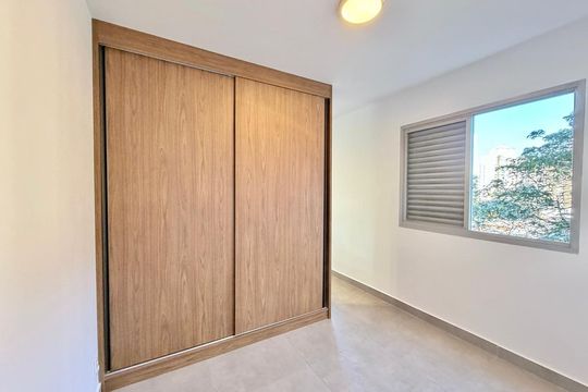Apartamento à venda com 1 quarto, 40m² em Taquaral, Campinas