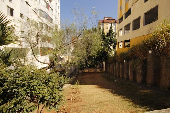praça de apartamento à venda com 3 quartos, 77m² em Grajaú, Belo Horizonte