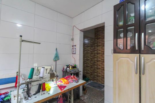 Sala/Cozinha de casa à venda com 10 quartos, 300m² em Parque Colonial, São Paulo