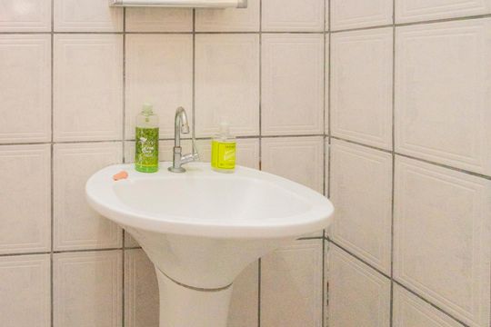 Banheiro social de casa à venda com 3 quartos, 175m² em Vila Represa, São Paulo