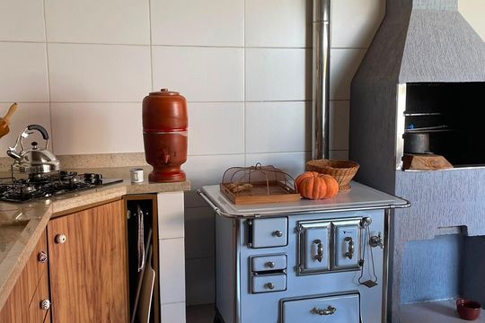 Cozinha de casa para alugar com 2 quartos, 300m² em Ponta Grossa, Porto Alegre
