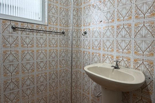 Banheiro de apartamento para alugar com 1 quarto, 28m² em Embaré, Santos