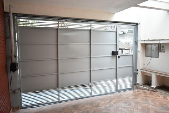 Garagem de casa para alugar com 3 quartos, 155m² em Vila da Saúde, São Paulo