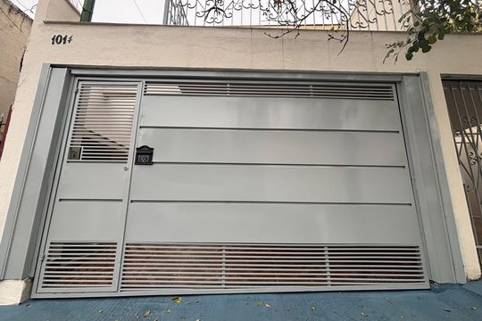 Fachada de casa para alugar com 3 quartos, 155m² em Vila da Saúde, São Paulo