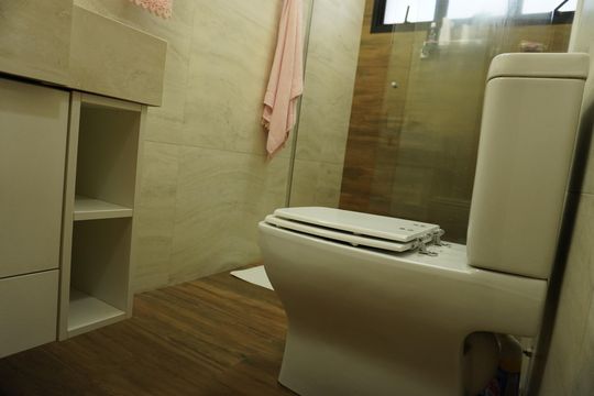 Banheiro  de apartamento para alugar com 2 quartos, 68m² em Parque Arnold Schimidt, São Carlos