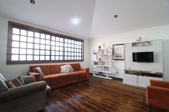 Sala de casa para alugar com 4 quartos, 115m² em Vigilato Pereira, Uberlândia