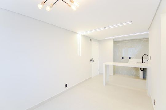 Sala de apartamento à venda com 2 quartos, 44m² em Jardim Gracinda, Guarulhos