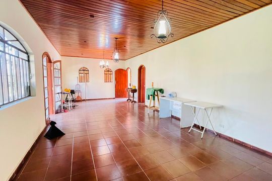 Sala de casa de condomínio para alugar com 4 quartos, 287m² em Colonial Village (caucaia do Alto), Cotia