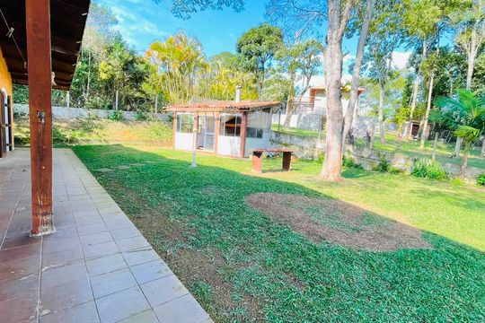 Quintal de casa de condomínio para alugar com 4 quartos, 287m² em Colonial Village (caucaia do Alto), Cotia