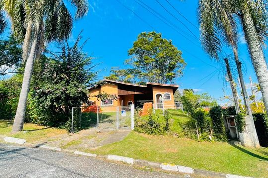 Fachada de casa de condomínio para alugar com 4 quartos, 287m² em Colonial Village (caucaia do Alto), Cotia