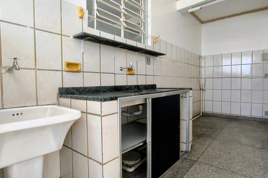 Área de serviço de apartamento para alugar com 2 quartos, 120m² em Floresta, Belo Horizonte