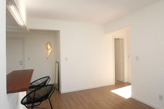 Sala de apartamento para alugar com 2 quartos, 71m² em Cidade Baixa, Porto Alegre