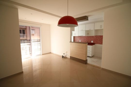 Sala de apartamento para alugar com 2 quartos, 50m² em Taquara, Rio de Janeiro