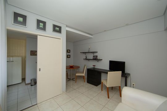 Sala de apartamento à venda com 1 quarto, 50m² em Funcionários, Belo Horizonte