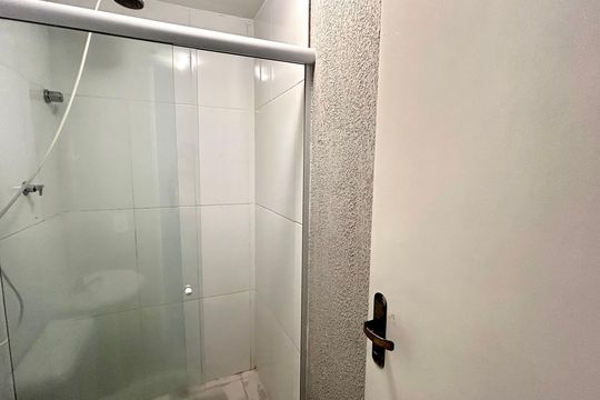 Banheiro de casa para alugar com 1 quarto, 26m² em Parque Continental Ii, Guarulhos