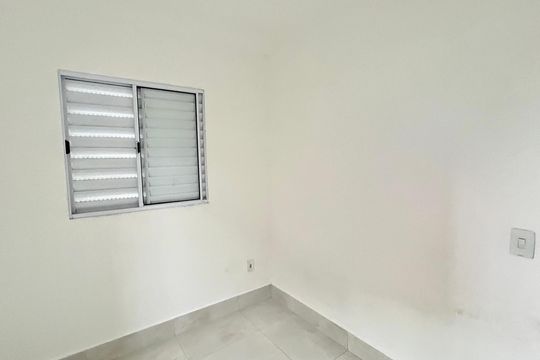 Quarto  de casa para alugar com 1 quarto, 26m² em Parque Continental Ii, Guarulhos