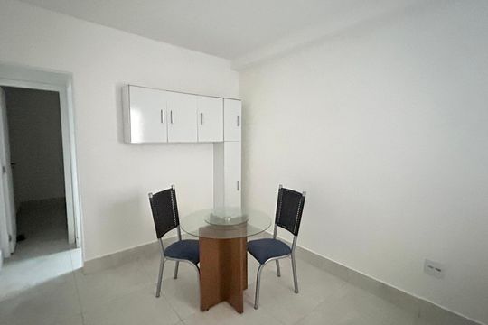 Sala - Cozinha  de casa para alugar com 1 quarto, 26m² em Parque Continental Ii, Guarulhos