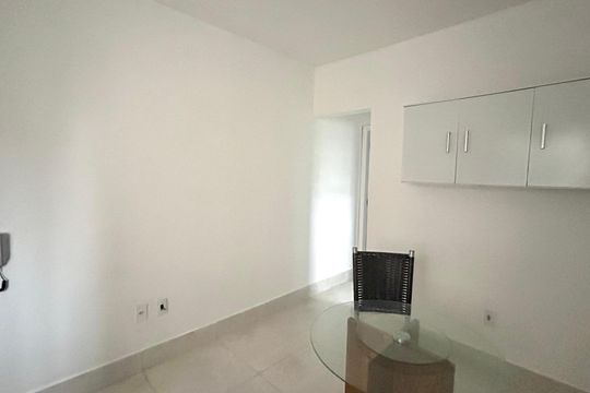 Sala - Cozinha  de casa para alugar com 1 quarto, 26m² em Parque Continental Ii, Guarulhos