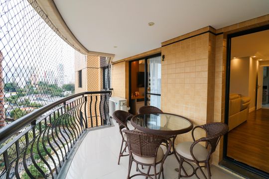 Varanda de apartamento à venda com 3 quartos, 146m² em Santo Amaro, São Paulo