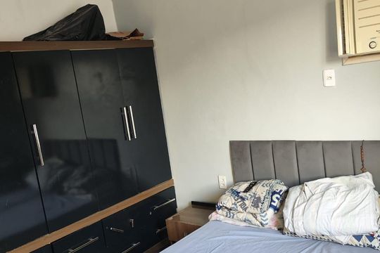 Quarto de apartamento à venda com 2 quartos, 52m² em Olaria, Rio de Janeiro