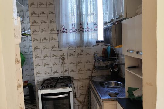 Cozinha de apartamento à venda com 2 quartos, 52m² em Olaria, Rio de Janeiro