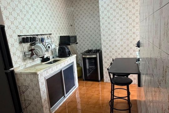Cozinha de apartamento para alugar com 3 quartos, 68m² em Vila Valqueire, Rio de Janeiro